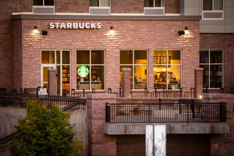 Starbucks Outside Patio Downtown Sioux Falls
